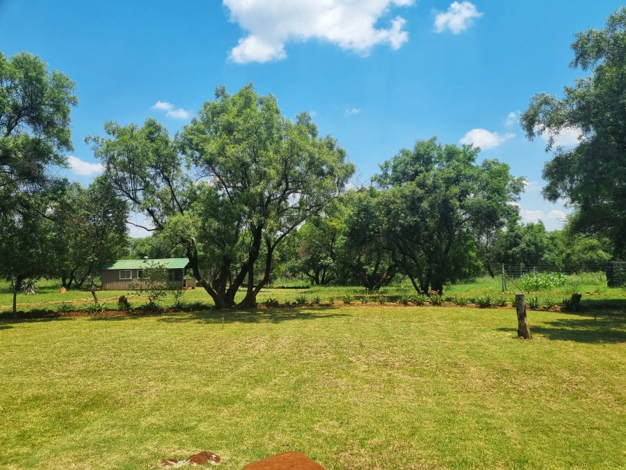 Commercial Property for Sale in Lindleyspoort North West
